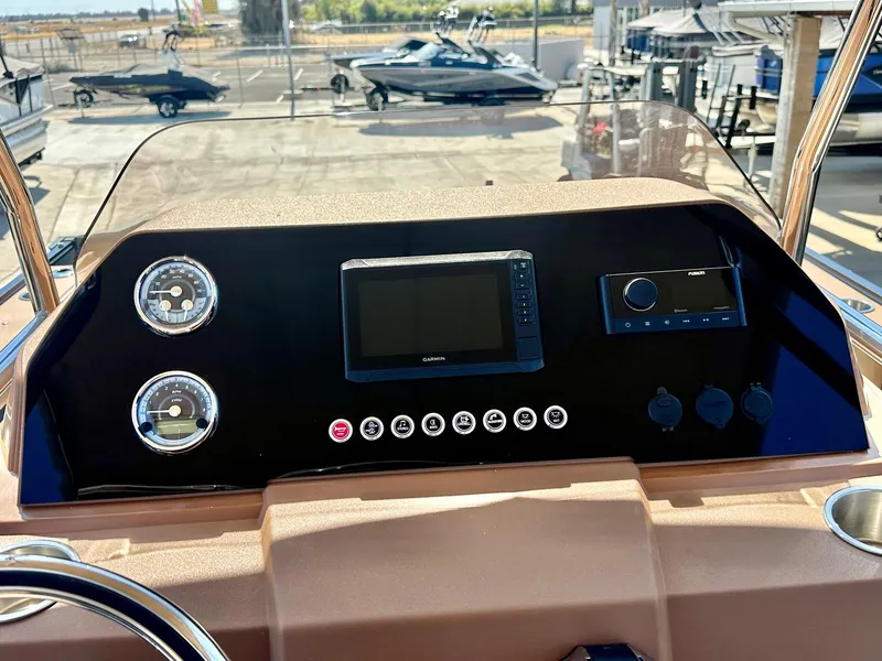Slide: The Image of Avalon Geo Fish GLX 25 w/ 225HP Mercury! 2025 - 20
