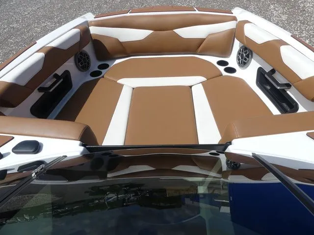 Slide: The Image of Axis Wake Research A24 2023 - 24