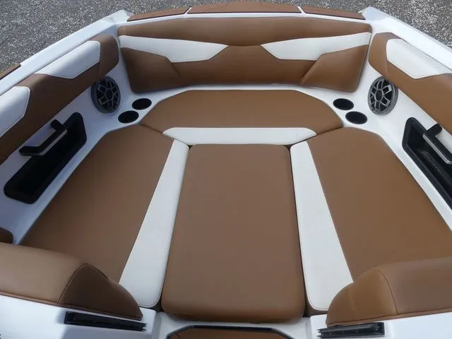 Slide: The Image of Axis Wake Research A24 2023 - 27