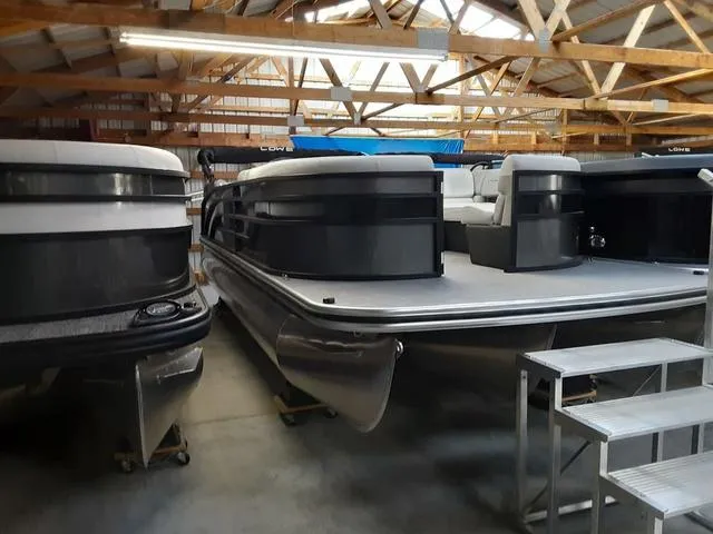 The Image of Lowe SS 230 WV 2025 - 1