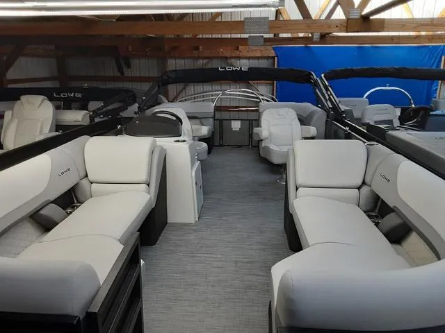 Slide: The Image of Lowe SS 230 WV 2025 - 3