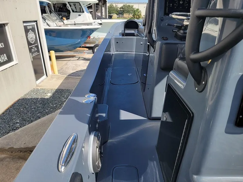 Slide: The Image of Shallow Sport 32 X3 boat interior, 2026 model, showcasing sleek design and modern features. - 24