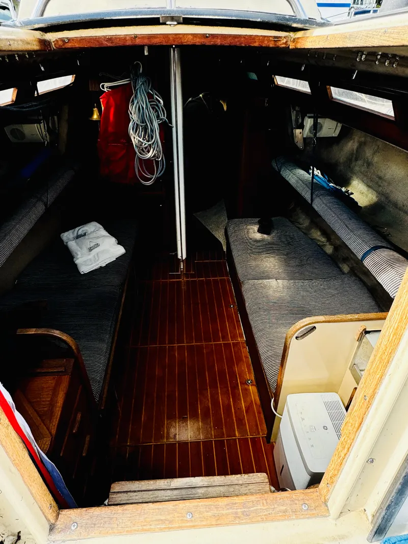 Slide: The Image of S2 9.1 1985 - 33