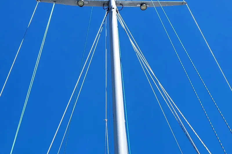 Slide: The Image of Mast and rigging of 1979 Pearson 365 Sloop against clear blue sky. - 10