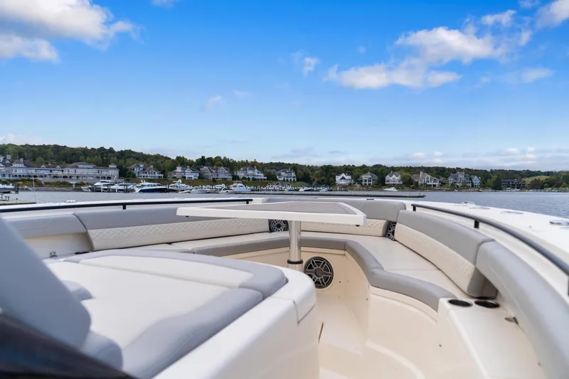 Slide: The Image of Scout 425 LXF 2023 - 58