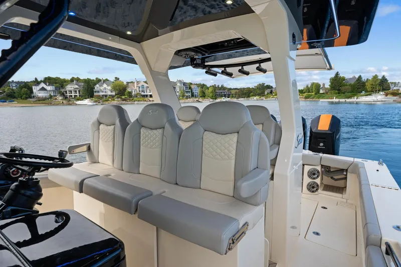 Slide: The Image of Scout 425 LXF 2023 - 59