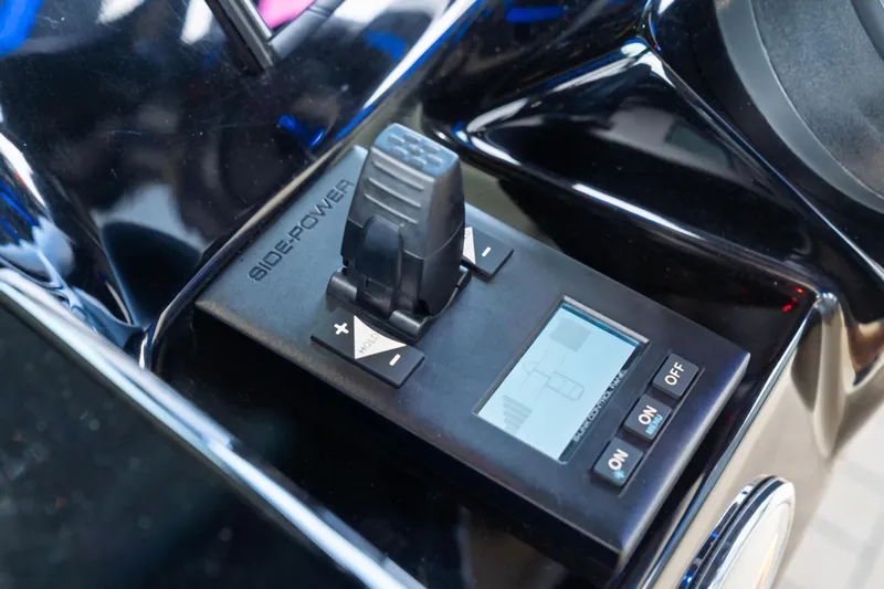 Slide: The Image of Scout 425 LXF 2023 - 66