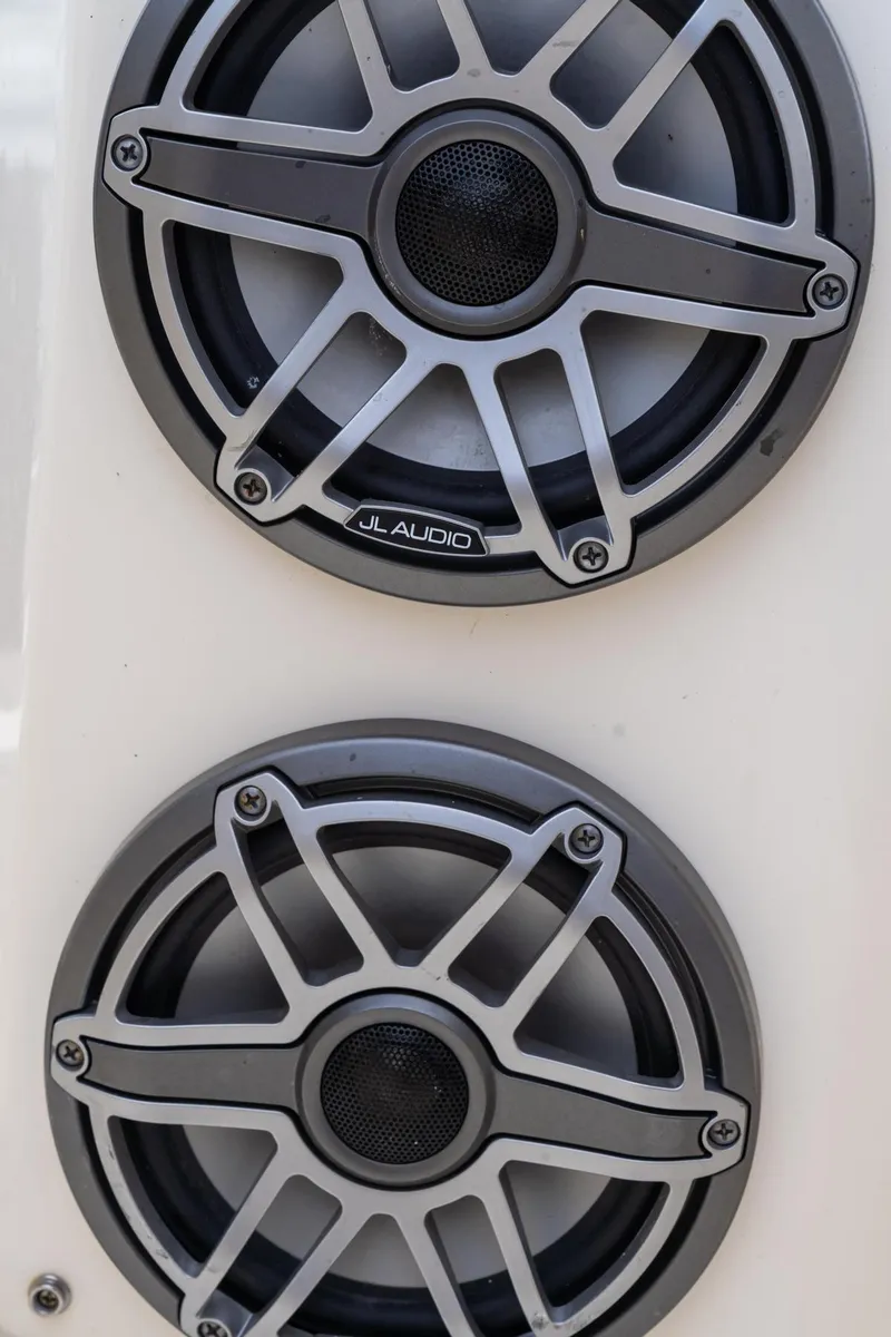 Slide: The Image of Scout 425 LXF 2023 - 76