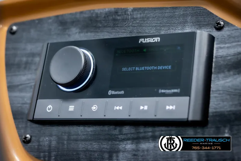 Slide: The Image of Fusion Bluetooth stereo system in 2025 Avalon LSZ EL boat dashboard. - 30