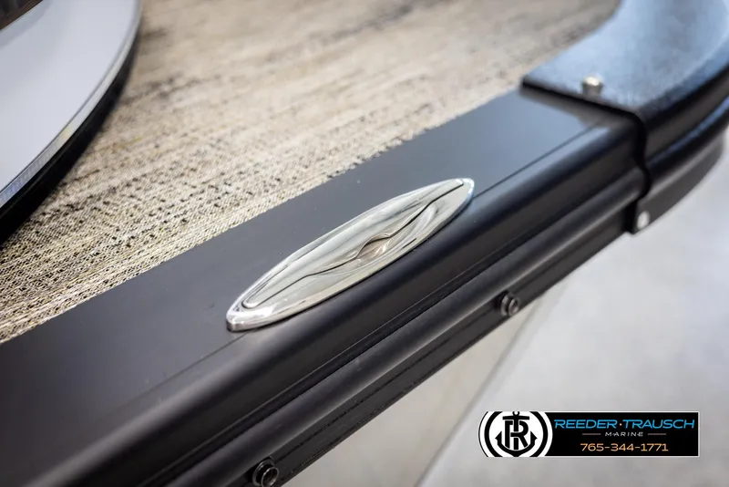 Slide: The Image of Avalon LSZ EL 2025 - 52