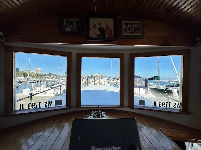 Slide: The Image of Diesel Duck 38 Trawler 2004 - 23