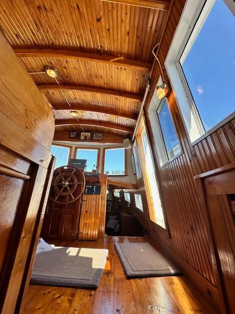 Slide: The Image of Diesel Duck 38 Trawler 2004 - 36