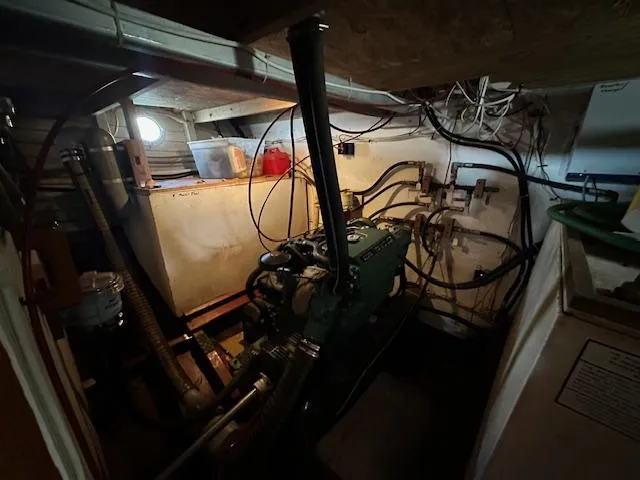 Slide: The Image of Diesel Duck 38 Trawler 2004 - 37