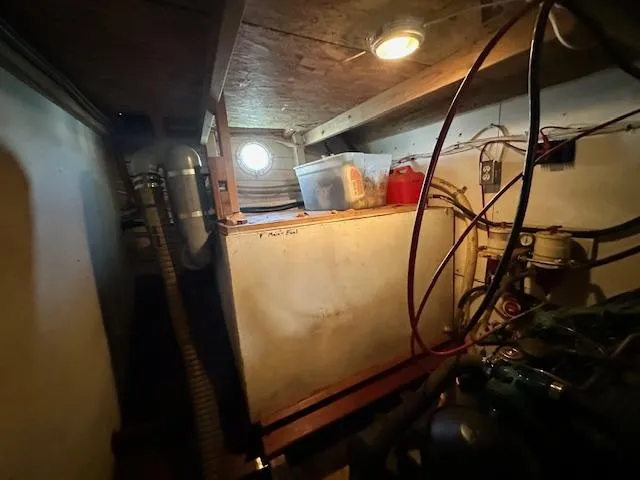 Slide: The Image of Diesel Duck 38 Trawler 2004 - 39