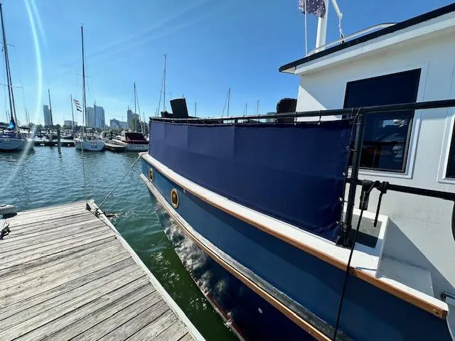 Slide: The Image of Diesel Duck 38 Trawler 2004 - 4