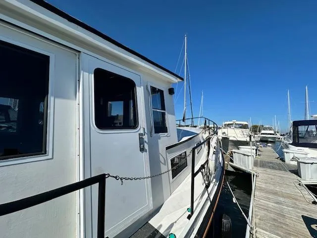 Slide: The Image of Diesel Duck 38 Trawler 2004 - 6