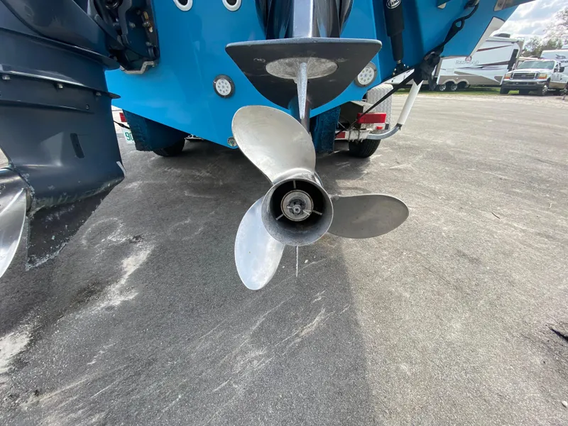 Slide: The Image of Propeller of 2008 Century 2901 Center Console boat on a trailer. - 25