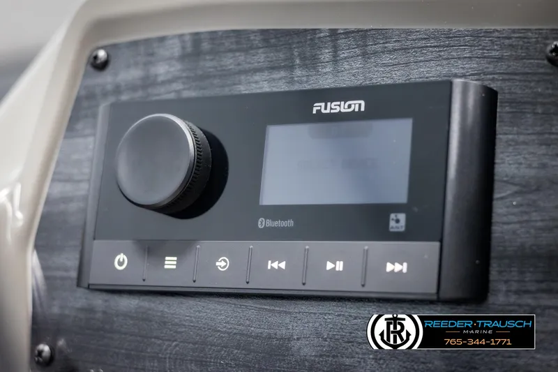 Slide: The Image of Avalon VLS QL 2025 boat stereo system with Bluetooth connectivity and control panel. - 27