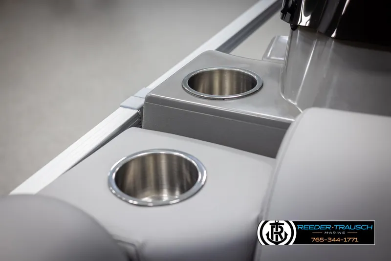 Slide: The Image of Avalon VLS QL 2025 boat cup holders, sleek design, Reeder-Trausch Marine logo. - 38