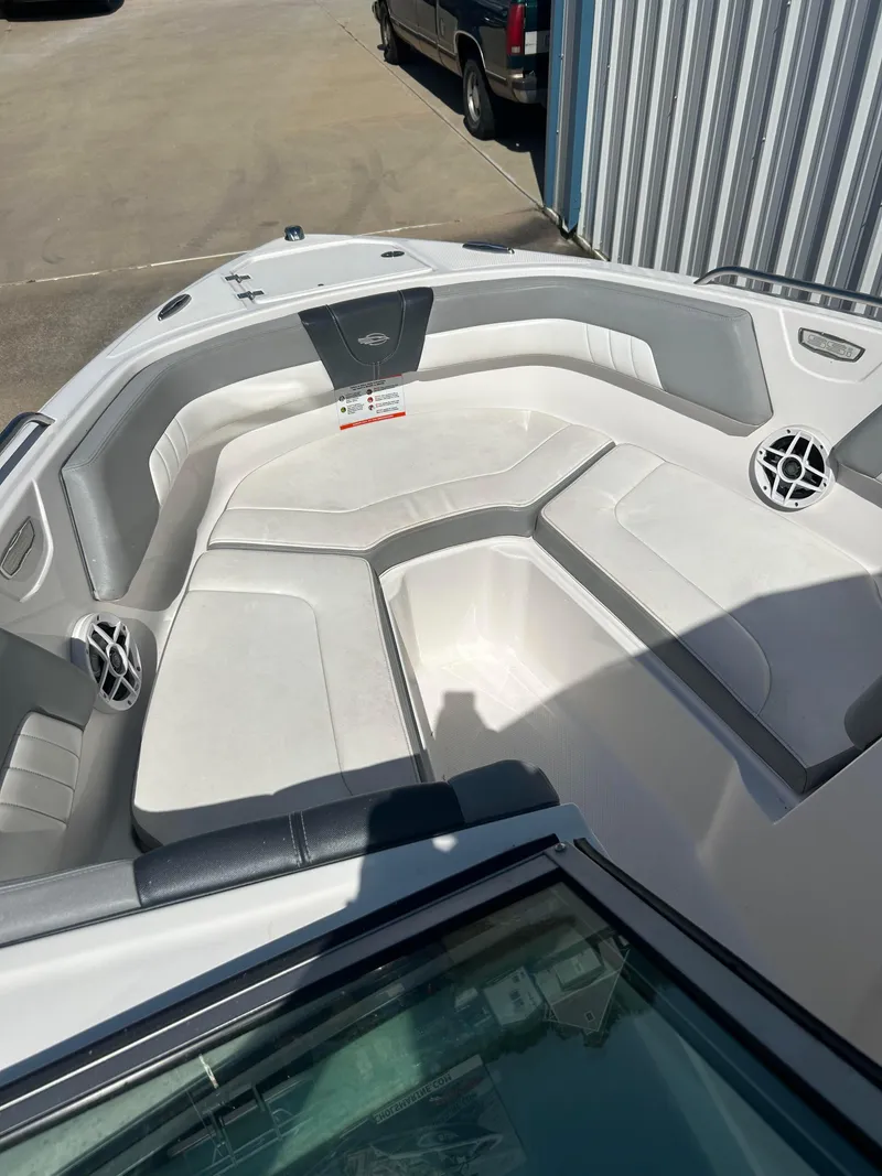 Slide: The Image of Chaparral 23 SSi 2021 - 14