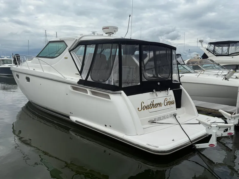 Slide: The Image of Tiara 4300 Sovran 2007 - 6