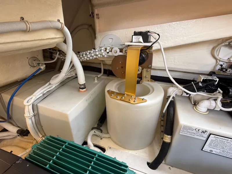 Slide: The Image of Tiara 4300 Sovran 2007 - 63