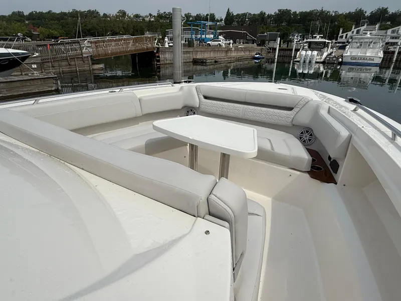 Slide: The Image of Bow seating - 14