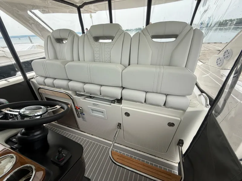 Slide: The Image of Helm seat bolsters up, foot rest down - 25