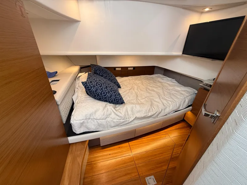 Slide: The Image of Cabin - 31