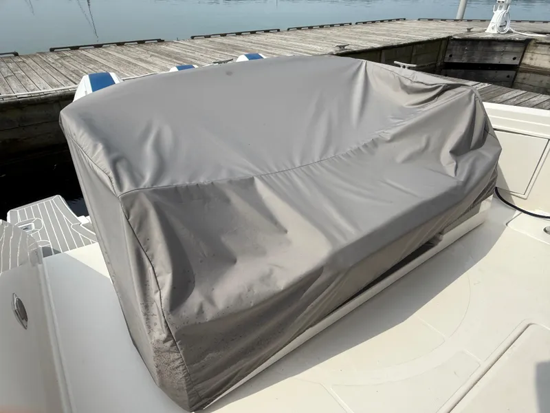 Slide: The Image of Transformational manual rotating U-lounge w/cover - 5