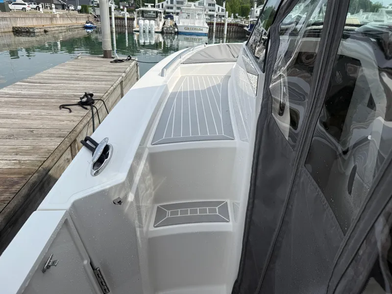 Slide: The Image of Port entry and egress platform - 9