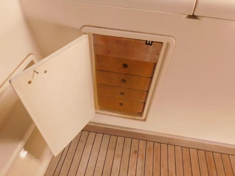 Slide: The Image of Ocean Yachts 48 Super Sport 1998 - 23