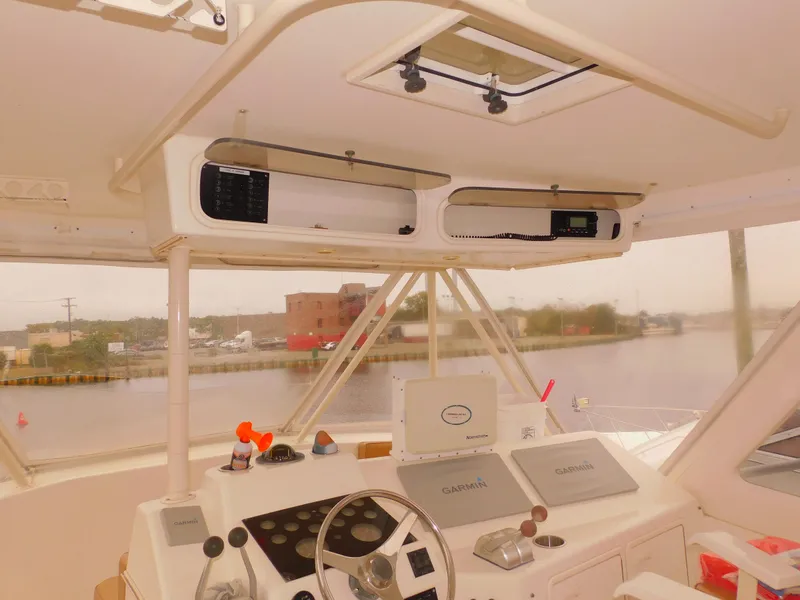 Slide: The Image of Ocean Yachts 48 Super Sport 1998 - 28