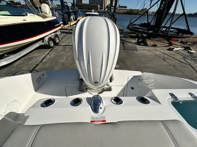 Slide: The Image of Pursuit S 248 Sport 2025 - 10