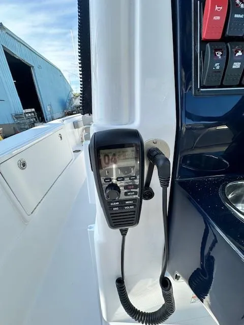 Slide: The Image of Pursuit S 248 Sport 2025 - 20