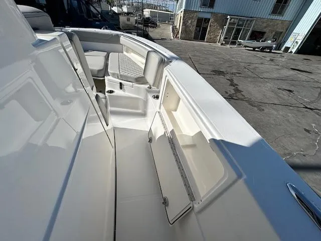 Slide: The Image of Pursuit S 248 Sport 2025 - 23