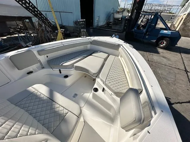 Slide: The Image of Pursuit S 248 Sport 2025 - 24