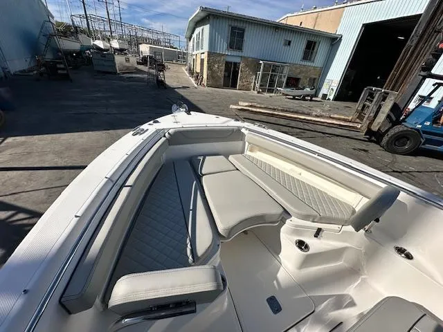 Slide: The Image of Pursuit S 248 Sport 2025 - 25