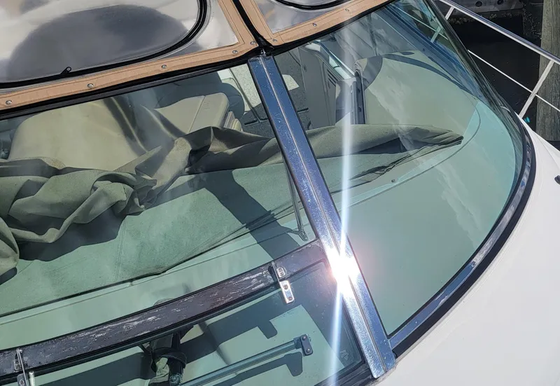 Slide: The Image of Sea Ray 380 Sundancer 2000 - 50