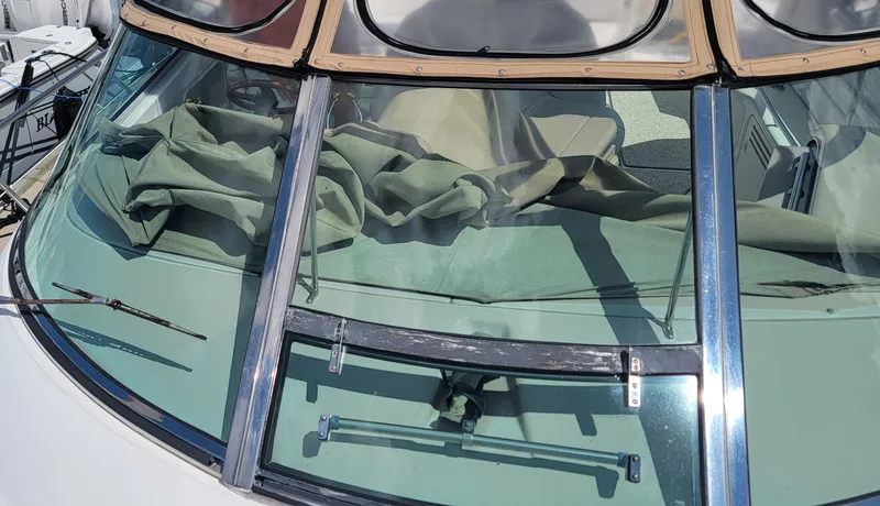 Slide: The Image of Sea Ray 380 Sundancer 2000 - 51