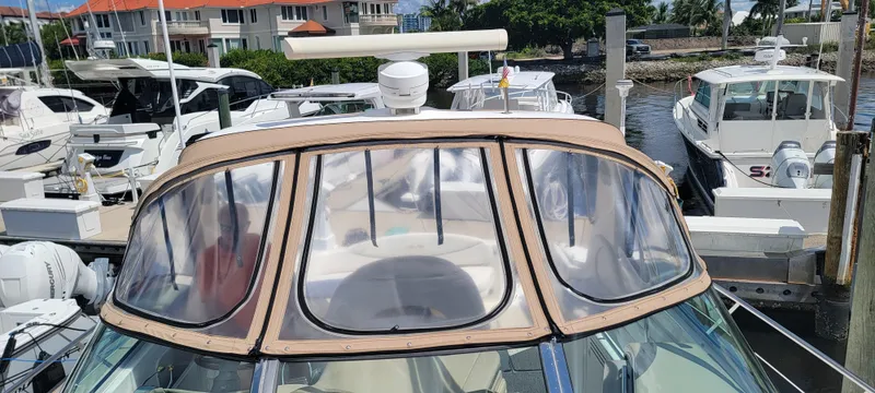 Slide: The Image of Sea Ray 380 Sundancer 2000 - 52