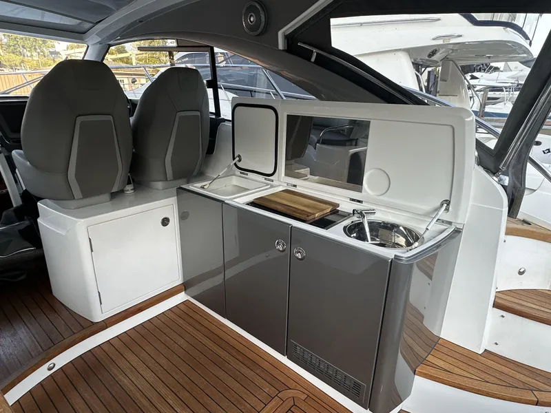 Slide: The Image of Image 9 - 9