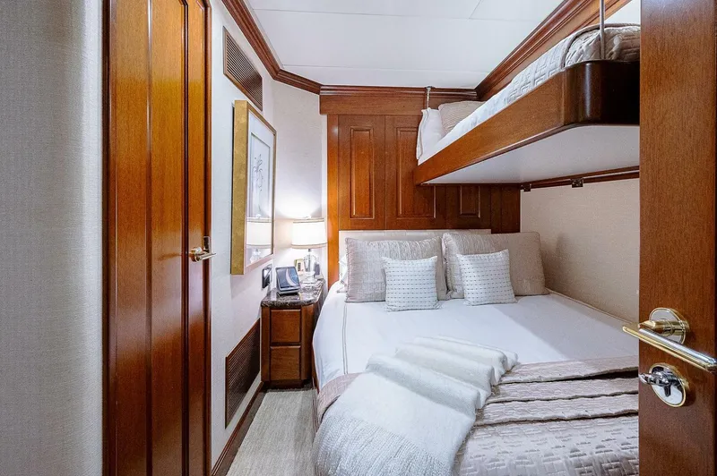 Slide: The Image of Christensen 141 Raised Pilothouse 2000 - 50