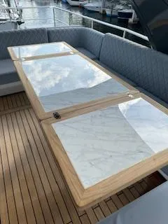 Slide: The Image of Schaefer 660 2023 - 18