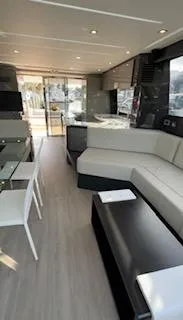 Slide: The Image of Schaefer 660 2023 - 28