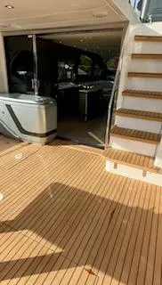 Slide: The Image of Schaefer 660 2023 - 30