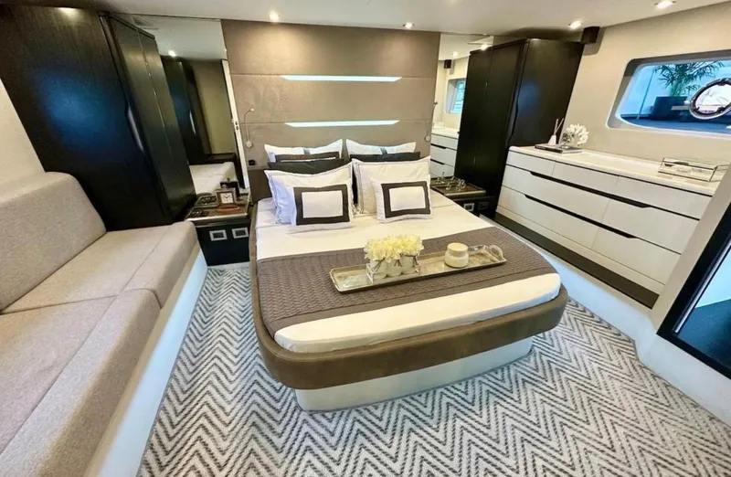 Slide: The Image of Schaefer 660 2023 - 46