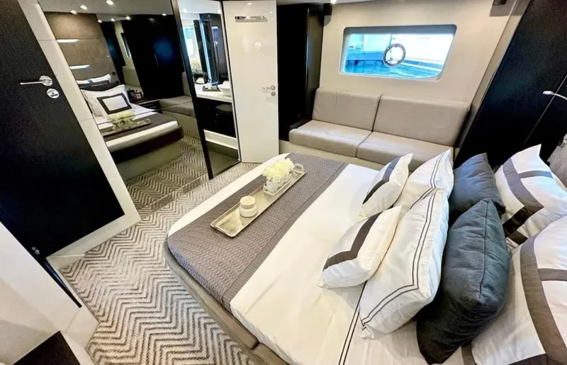 Slide: The Image of Schaefer 660 2023 - 48