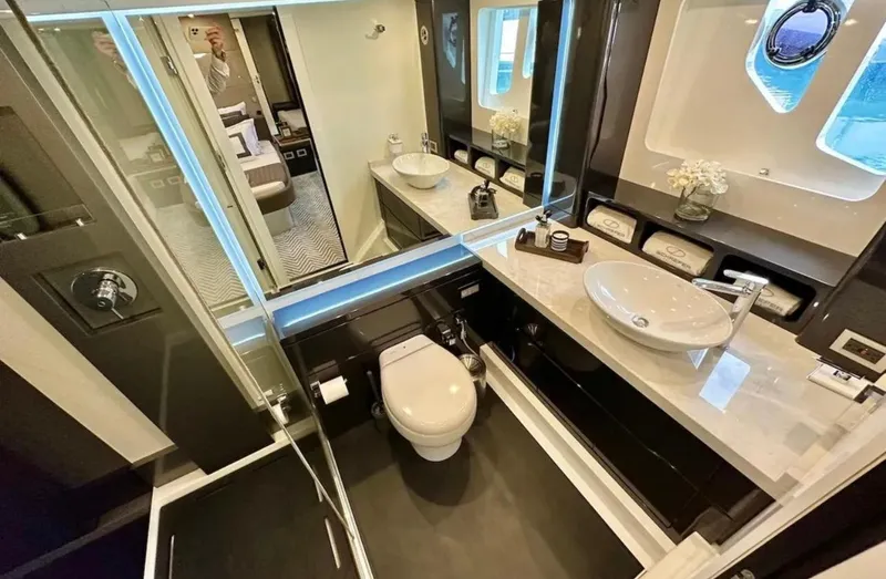 Slide: The Image of Schaefer 660 2023 - 49