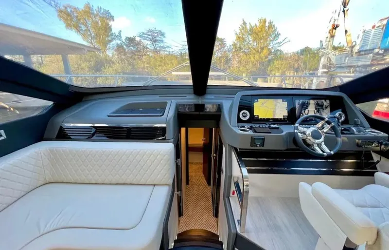 Slide: The Image of Schaefer 660 2023 - 51